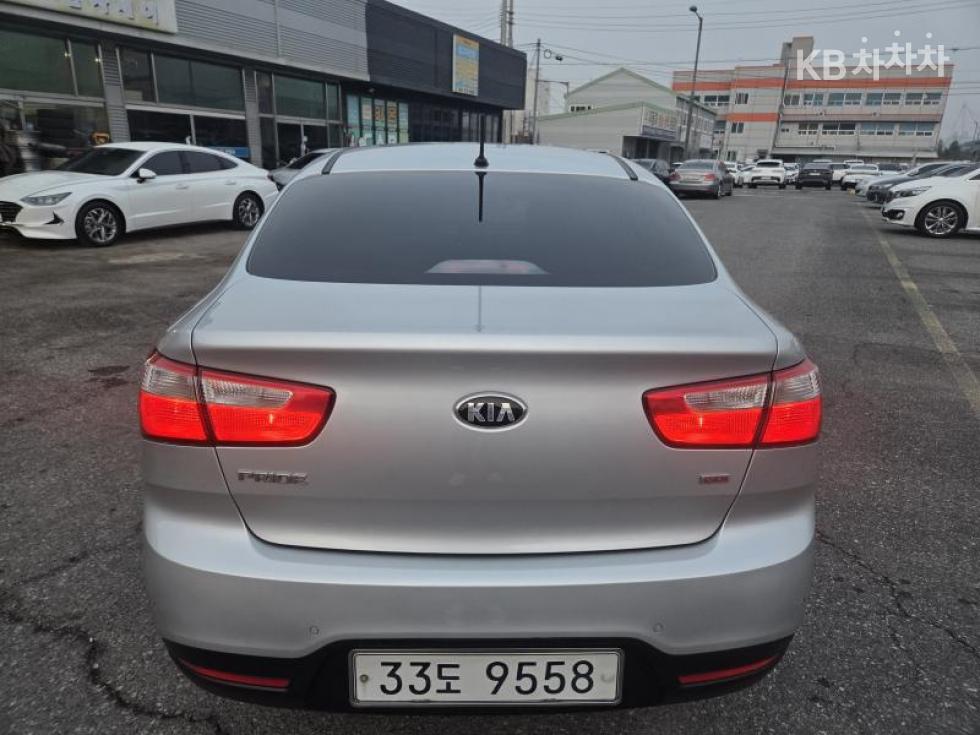 2013 - kia pride