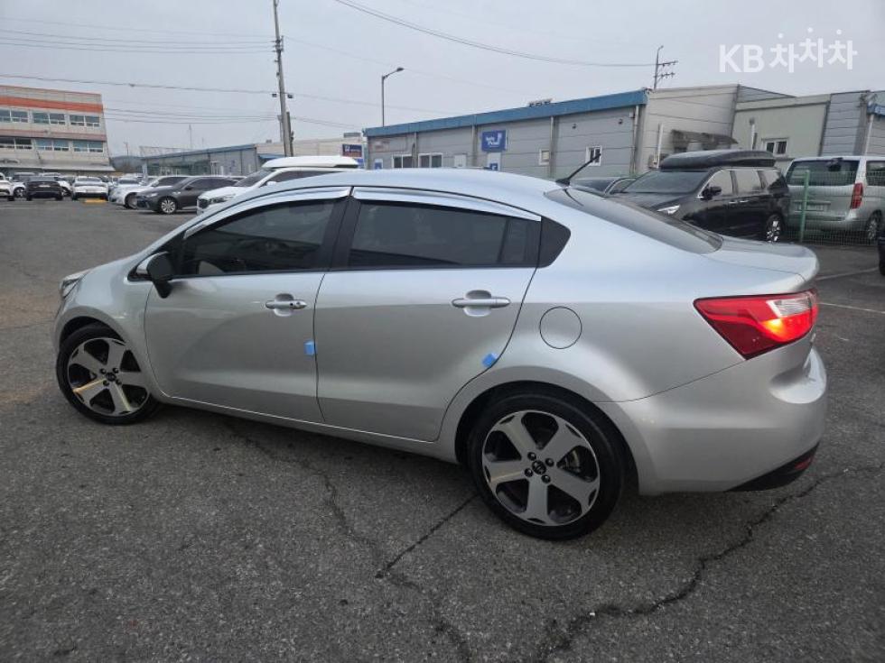 2013 - kia pride