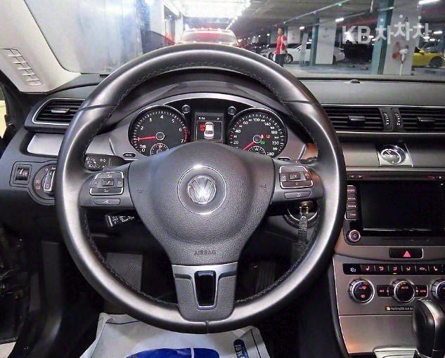 Volkswagen CC New 2.0 TSI 9