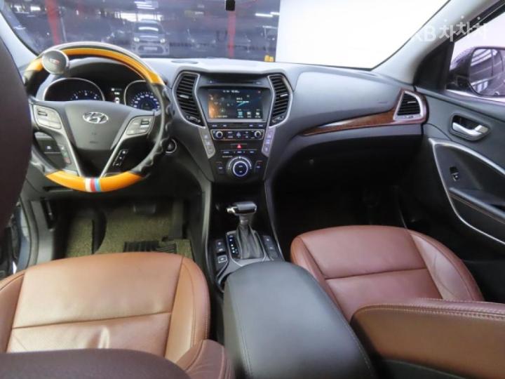 Hyundai Maxcruz Diesel e-VGT 2.2 2WD Exclusive Special 8