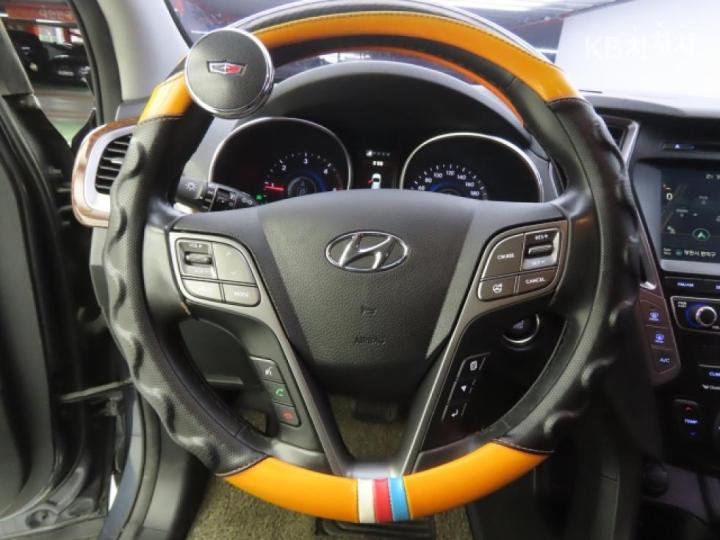 Hyundai Maxcruz Diesel e-VGT 2.2 2WD Exclusive Special 9