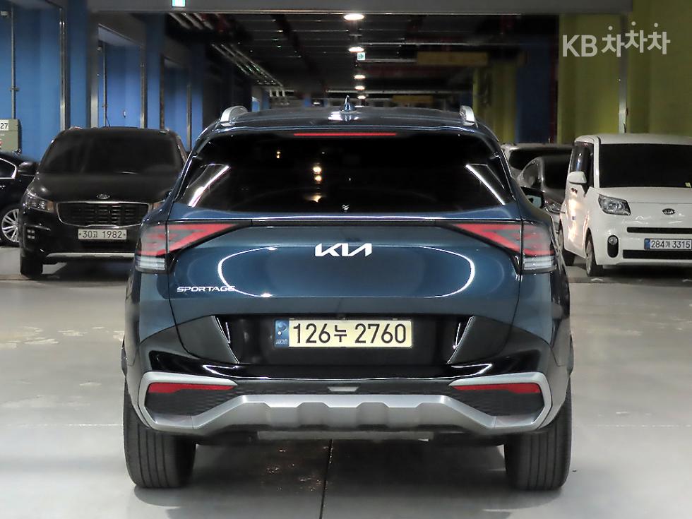 2022 - kia sportage