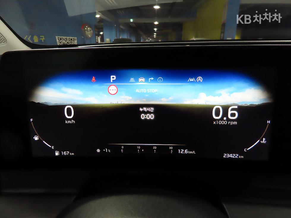 2022 - kia sportage