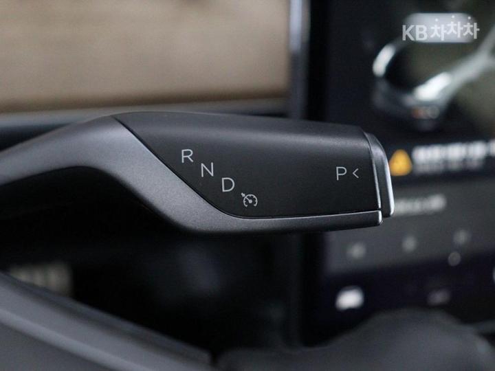 Tesla Model 3 Performance 8