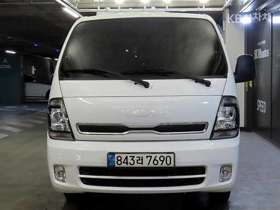 2023 - kia bongo iii