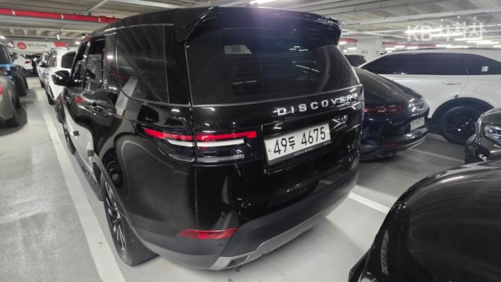 Land Rover Discovery 5 2.0 SD4 SE 5