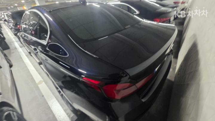 BMW 5 Series All New G30 520i M Sport — фото 4