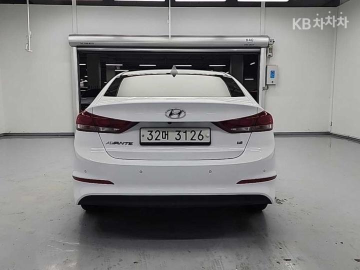 Hyundai Avante AD 1.6 GDi Smart — фото 3