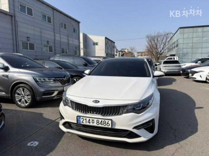 Kia K5 The New 2 Generation 2.0 Gasoline Noblesse