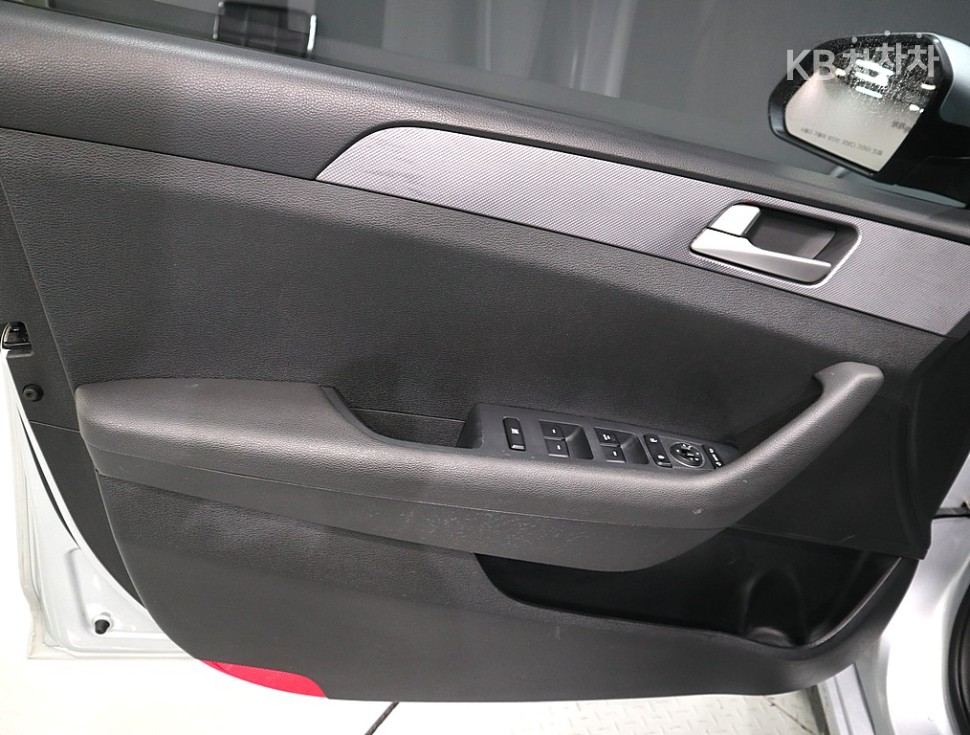 Hyundai Sonata — miniaturë 16