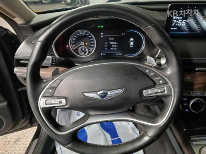 Genesis G80 RG3 2.5 T-GDi AWD 9