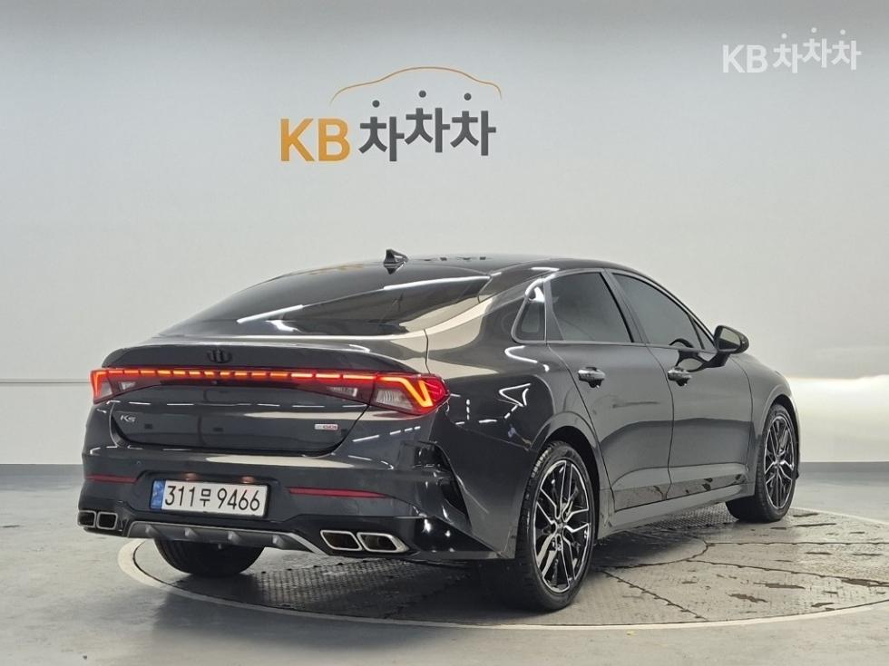 2021 - kia k5