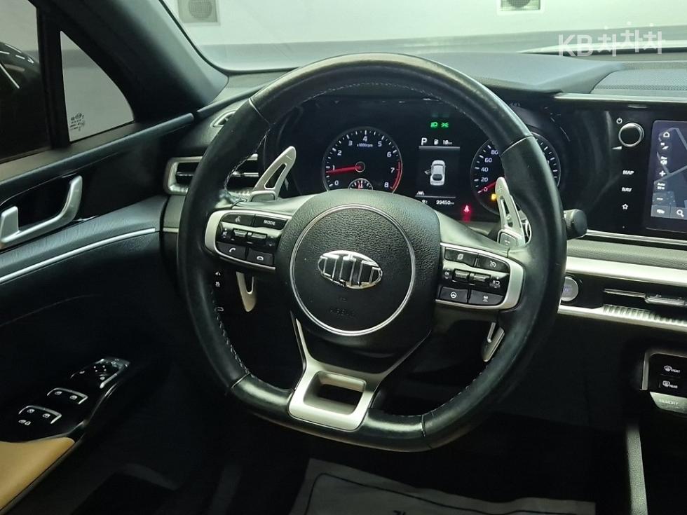 2021 - kia k5