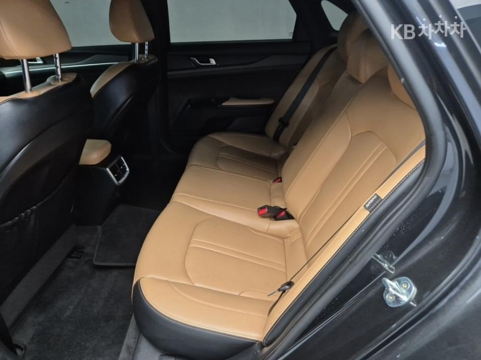 2021 - kia k5