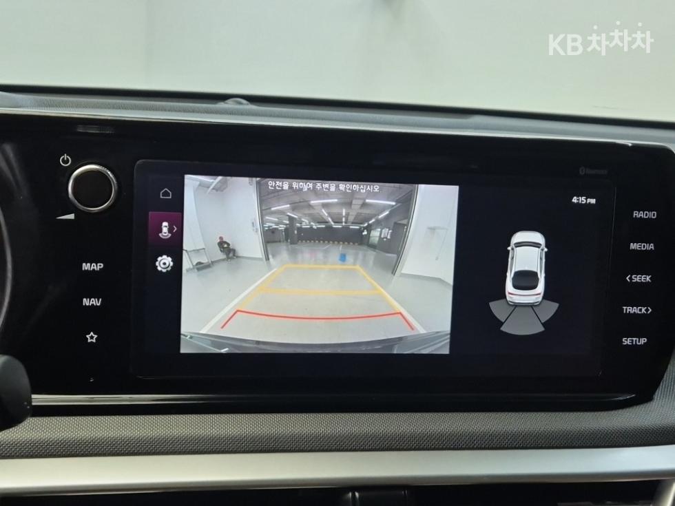 2021 - kia k5