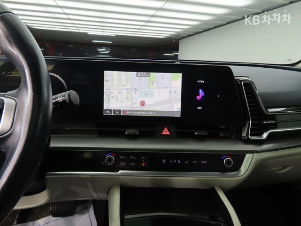 2022 - kia sportage