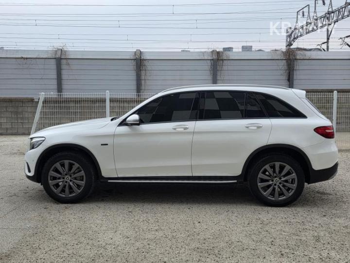 Mercedes-Benz GLC-Class X253 350e 4Matic Premium 4