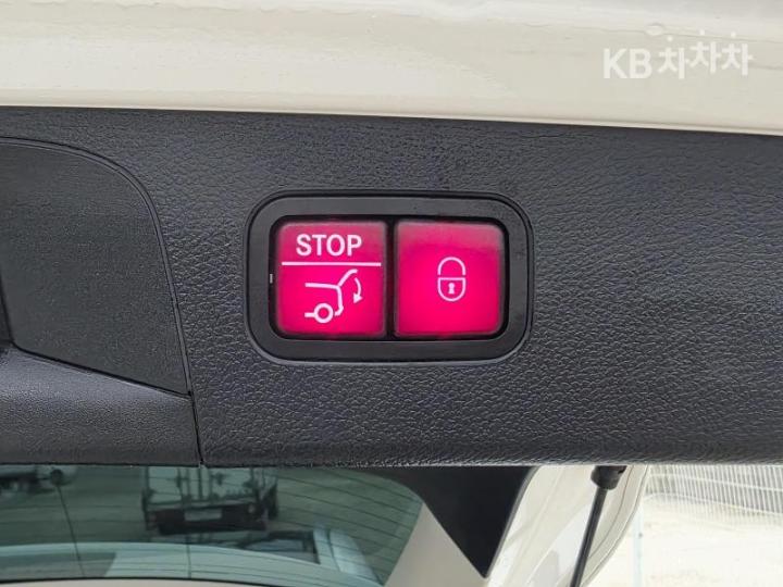 Mercedes-Benz GLC-Class X253 350e 4Matic Premium 7