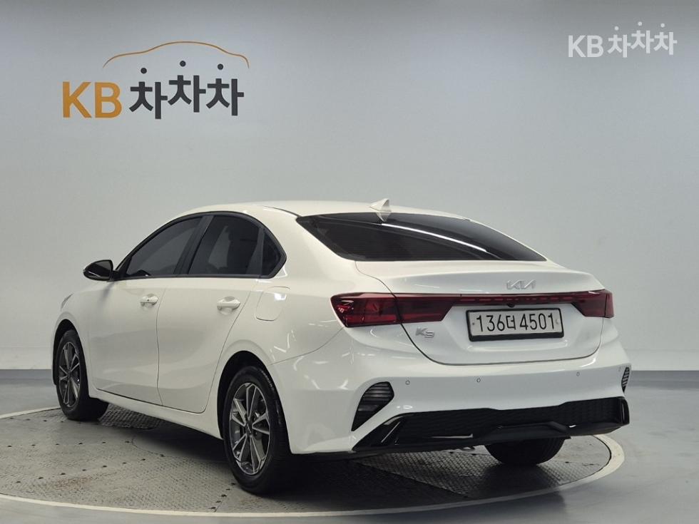 2022 - kia k3