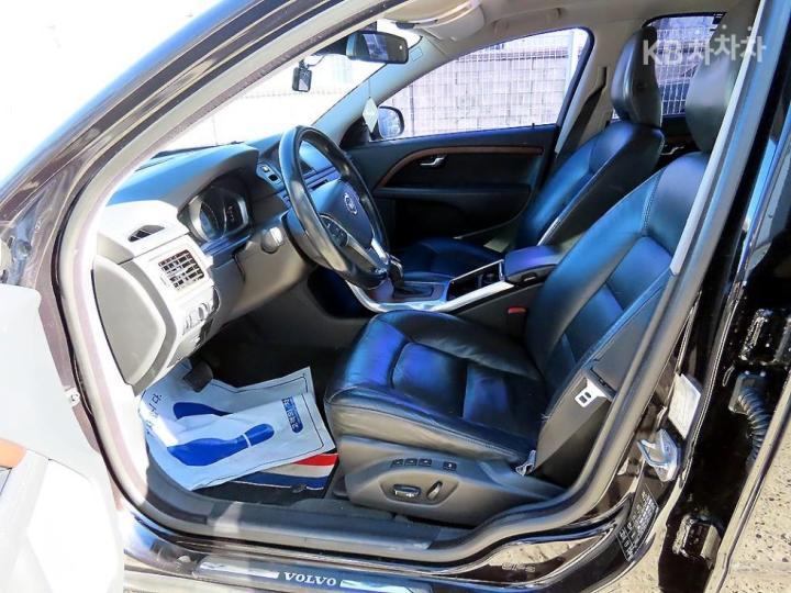 Volvo S80 D4 Premium 6