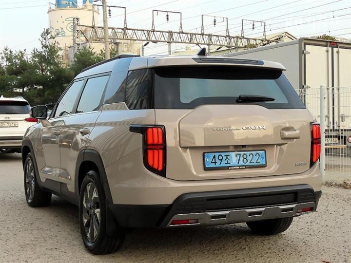 KG Mobility (Ssangyong) Torres EVX U100 2WD E7 4