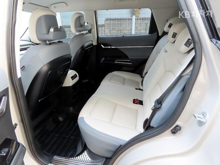 KG Mobility (Ssangyong) Torres EVX U100 2WD E7 7