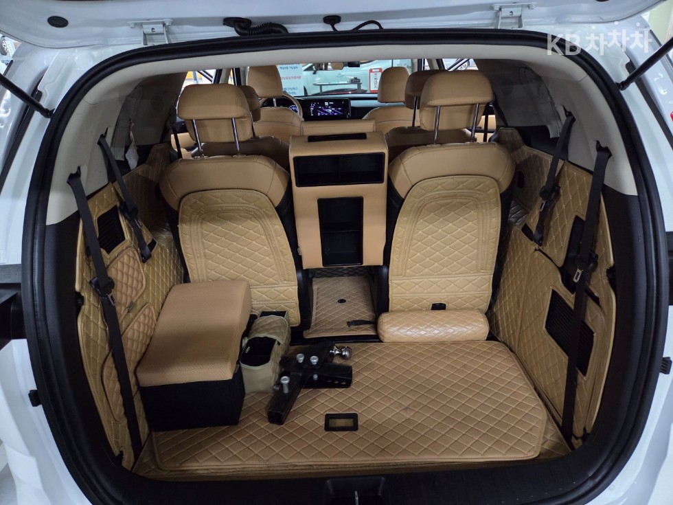 2022 - kia carnival