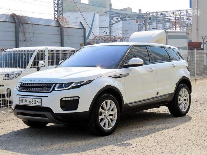 Land Rover Range Rover Evoque 5 Duo 2.0 TD4 SE 3