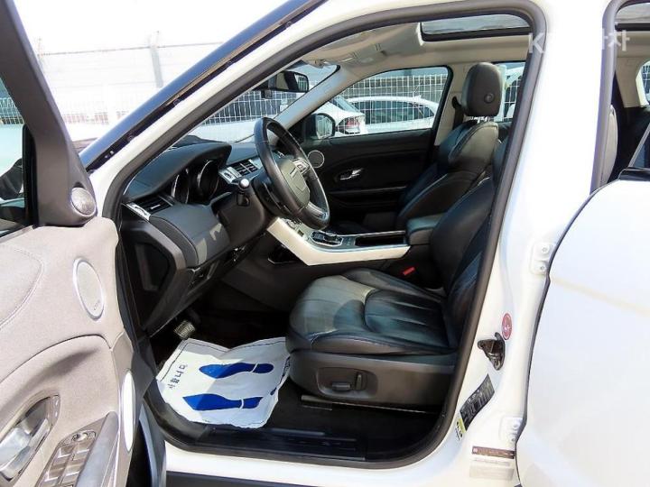 Land Rover Range Rover Evoque 5 Duo 2.0 TD4 SE 6