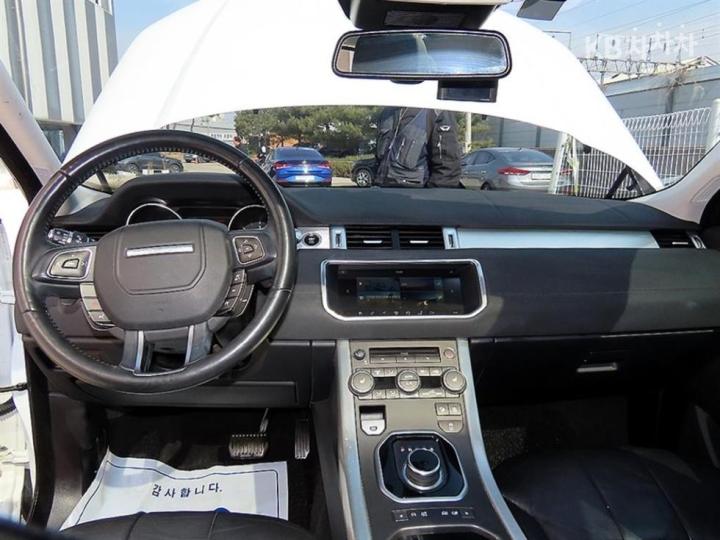 Land Rover Range Rover Evoque 5 Duo 2.0 TD4 SE 8