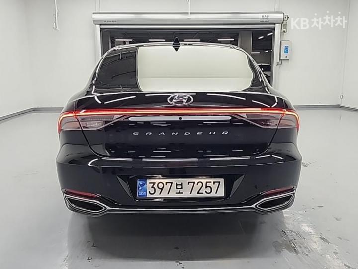 Hyundai Grandeur 2.5 LeBlanc 4