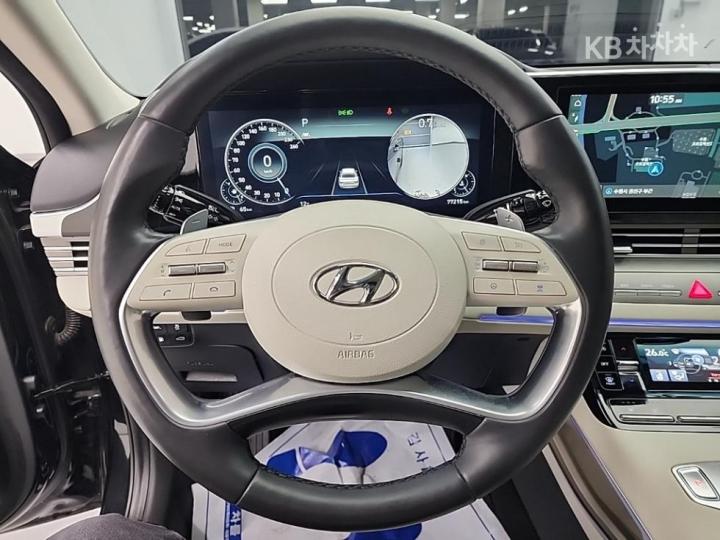 Hyundai Grandeur 2.5 LeBlanc 10
