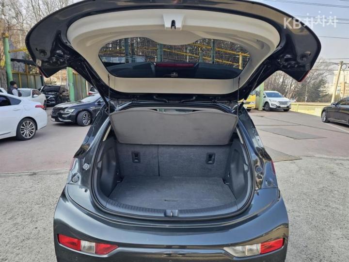 Chevrolet Bolt EV PREMIER 10