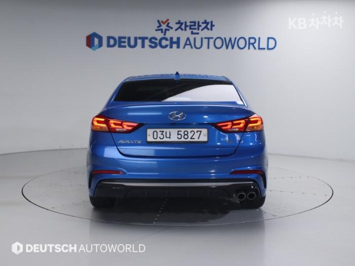 Hyundai Avante AD 1.6 T-GDi Sport Original 5