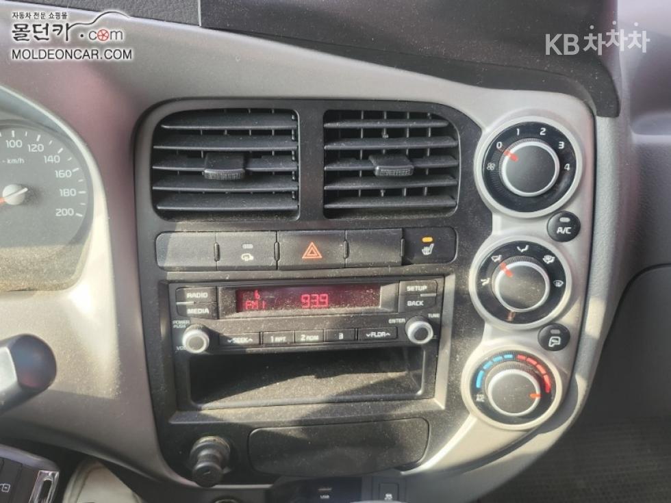 2018 - kia bongo iii