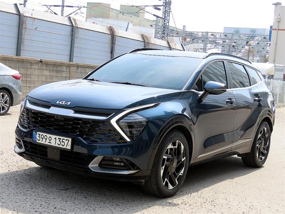 2022 - kia sportage