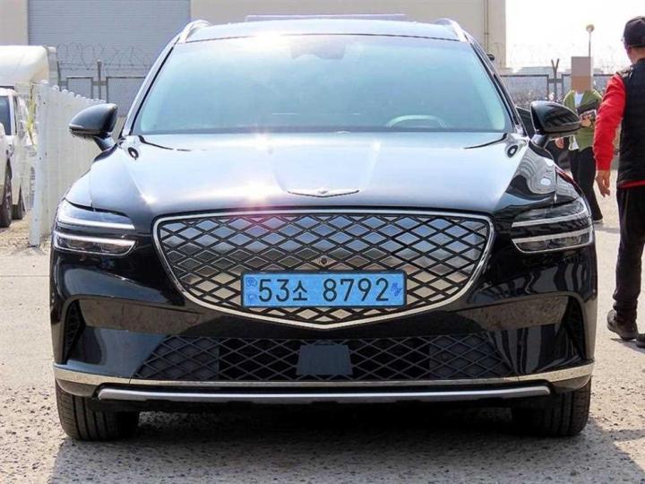 Genesis GV70 ELECTRIFIED EV Base Type