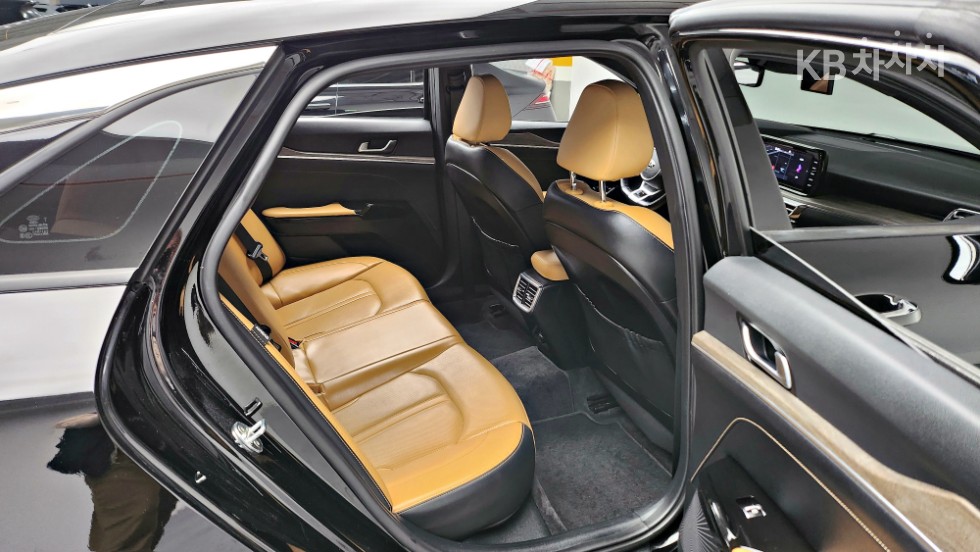 2020 - kia k5