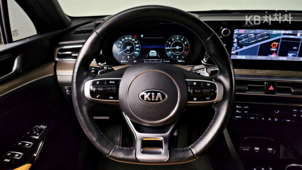 2020 - kia k5