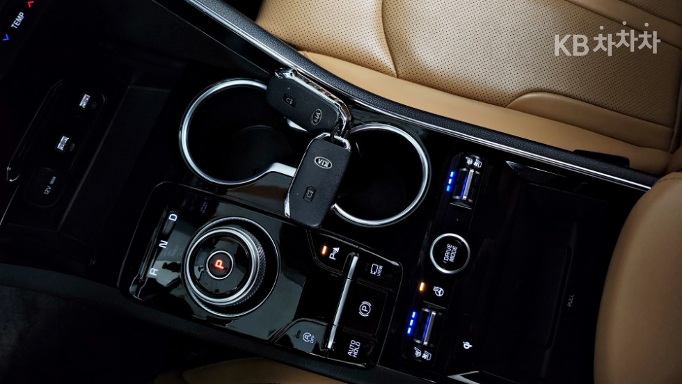 2020 - kia k5