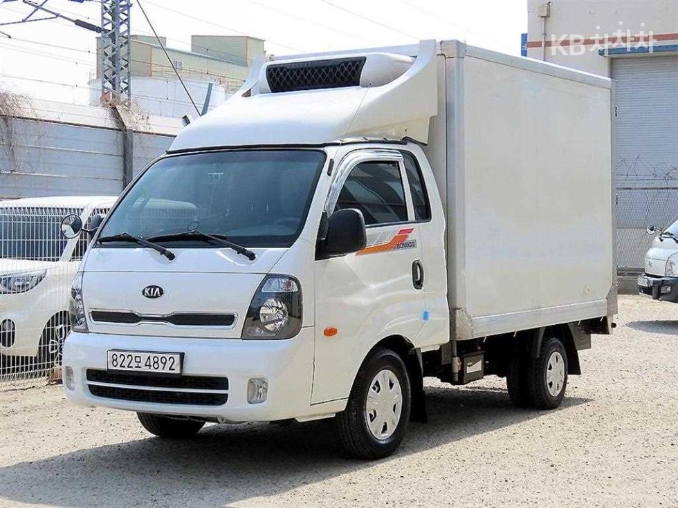 2018 - kia bongo iii