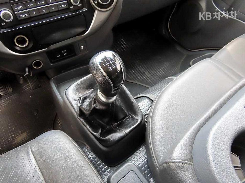 2018 - kia bongo iii