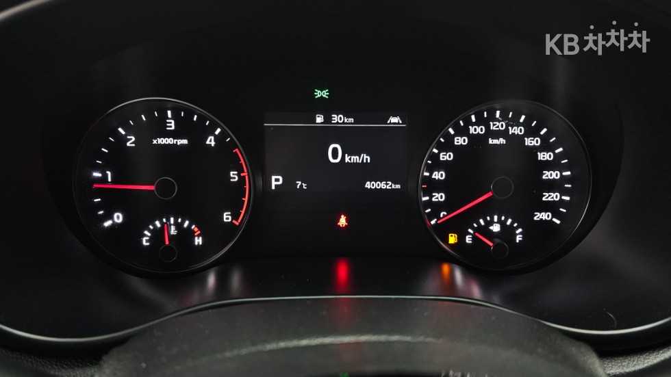 2021 - kia sportage