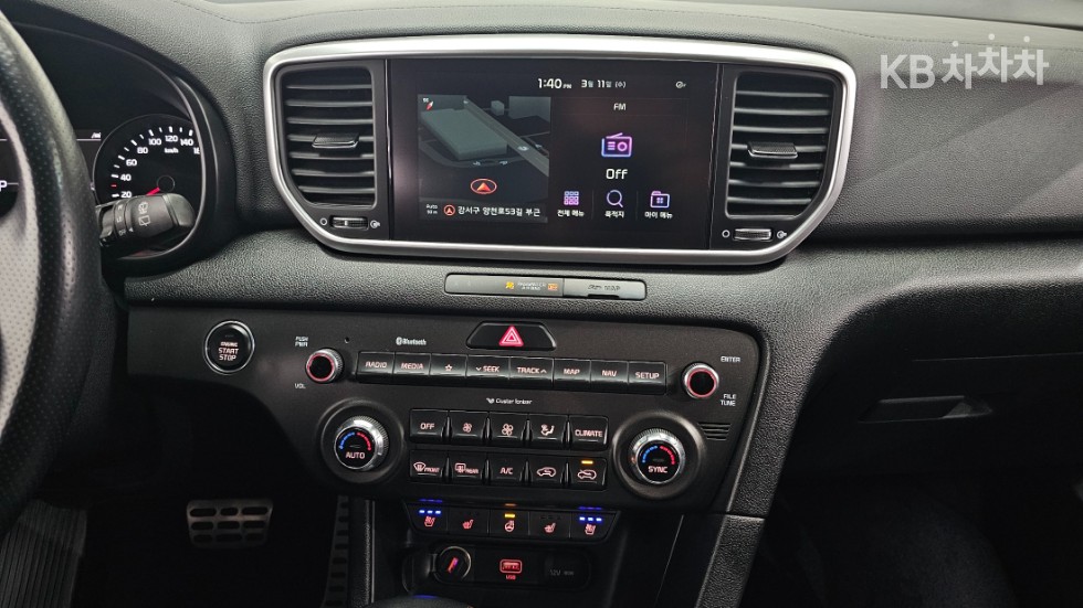 2021 - kia sportage