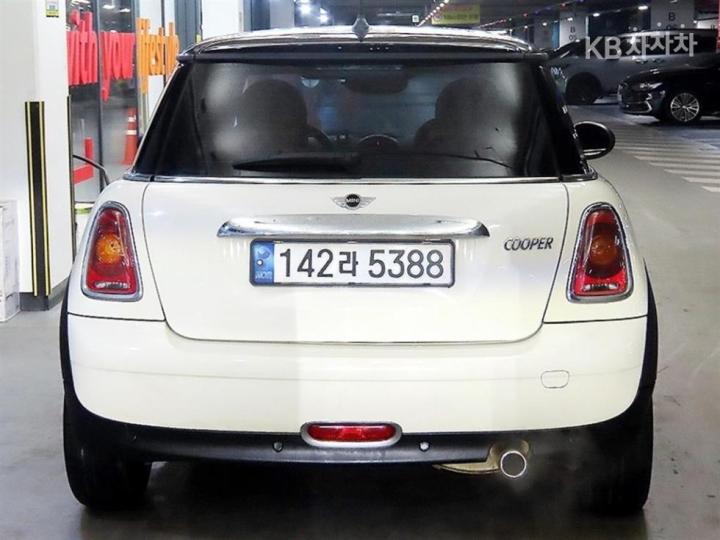 Mini Cooper 1.6 Base Type 6