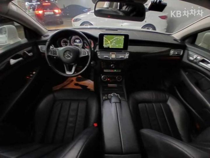 Mercedes-Benz CLS-Class W218 CLS250d 4 Matic W218 7