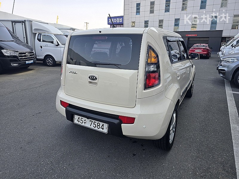 2010 - kia soul