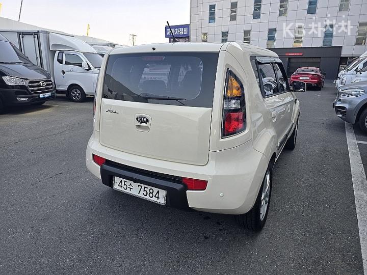 Kia Soul 1.6 U Top Model 8