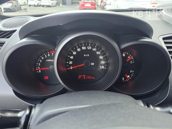 Kia Soul 1.6 U Top Model 6