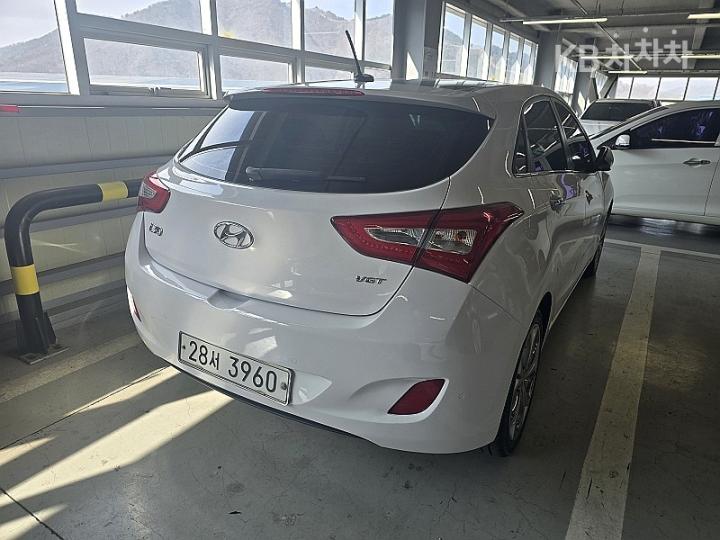 Hyundai i30 New 1.6 VGT PYL 8